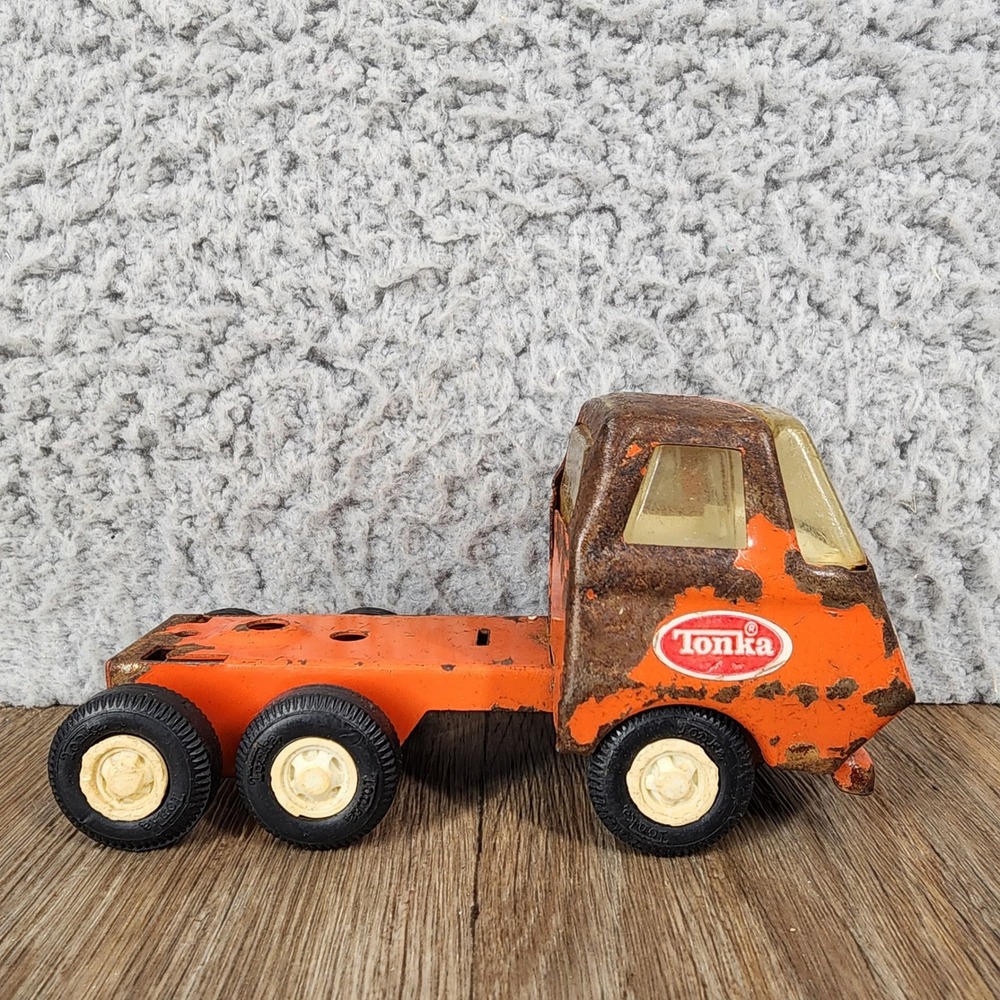 Vintage Tonka Pressed Steel Orange Cabover Semi Truck Cab 4.75" Patina Toy